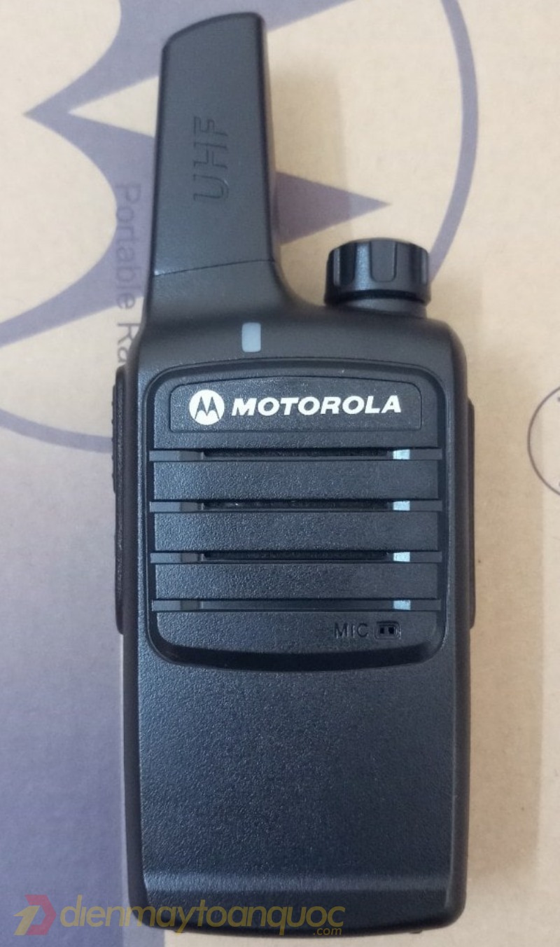 Bộ đàm cầm tay Motorola GP-4288 - Khoảng cách 3km - Công suất 6W - Pin 3200mAH